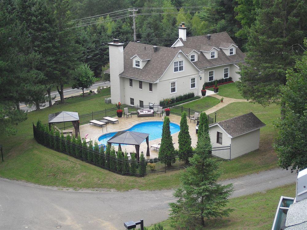 Auberge Sous L'Edredon B&B Saint-Sauveur-des-Monts Dış mekan fotoğraf