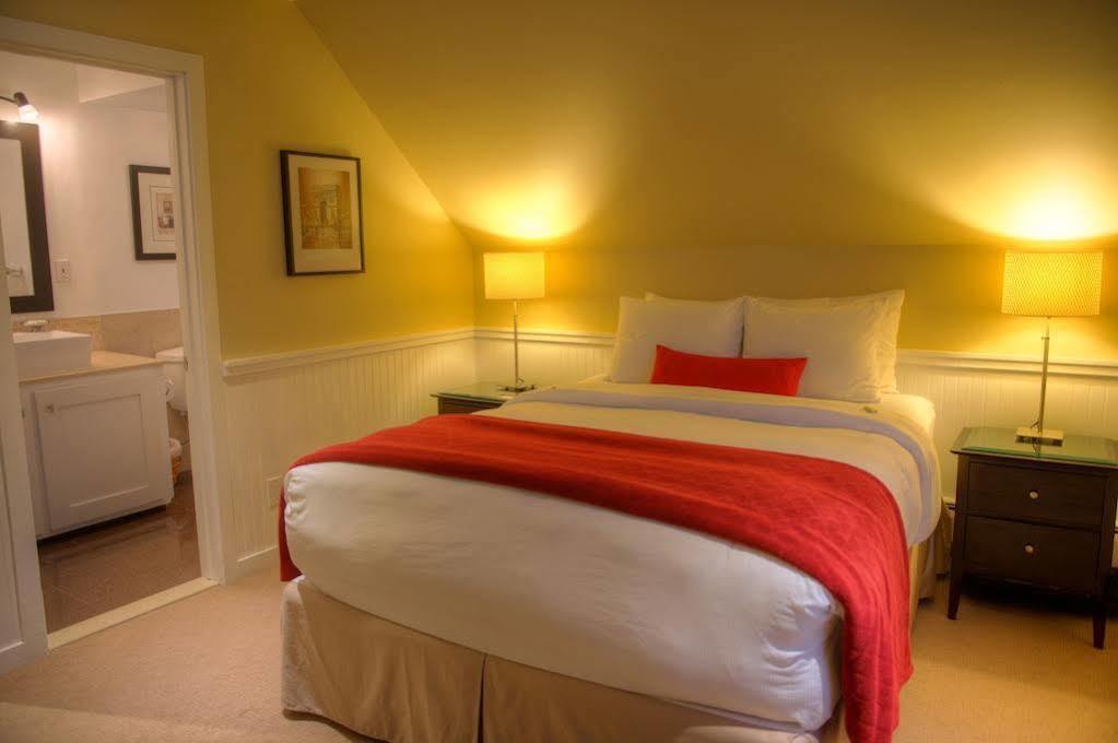 Auberge Sous L'Edredon B&B Saint-Sauveur-des-Monts Dış mekan fotoğraf