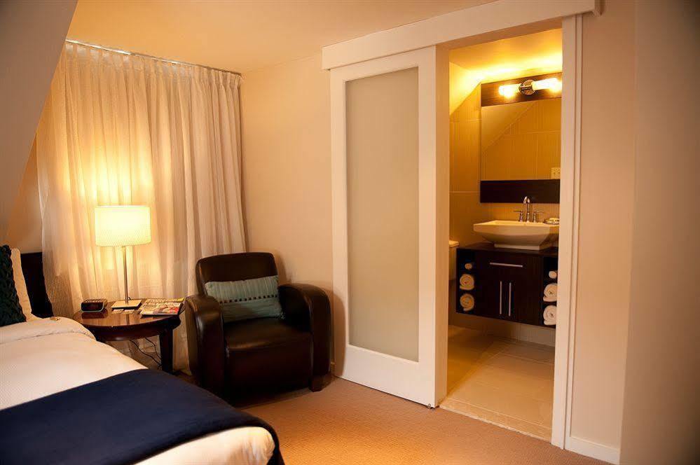 Auberge Sous L'Edredon B&B Saint-Sauveur-des-Monts Dış mekan fotoğraf