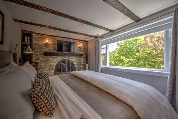 Auberge Sous L'Edredon B&B Saint-Sauveur-des-Monts Dış mekan fotoğraf