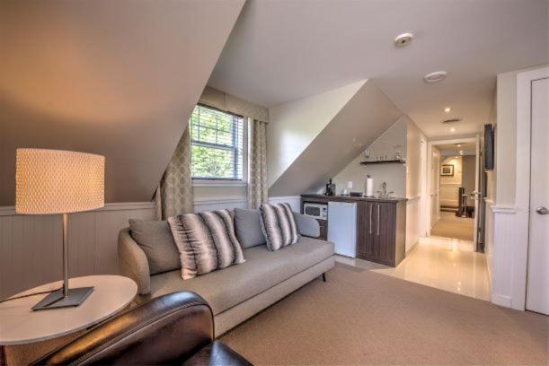 Auberge Sous L'Edredon B&B Saint-Sauveur-des-Monts Dış mekan fotoğraf