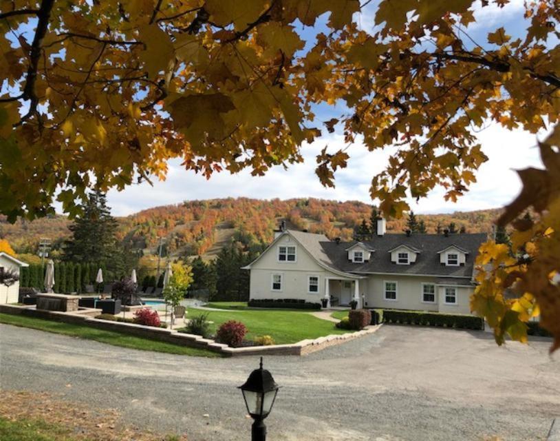 Auberge Sous L'Edredon B&B Saint-Sauveur-des-Monts Dış mekan fotoğraf